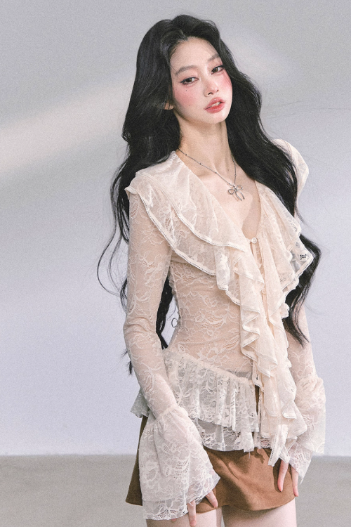 Wool Blazer Jacket / Mini Skirt / Frill Lace Blouse