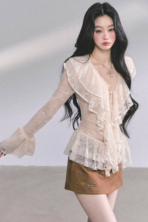 Wool Blazer Jacket / Mini Skirt / Frill Lace Blouse